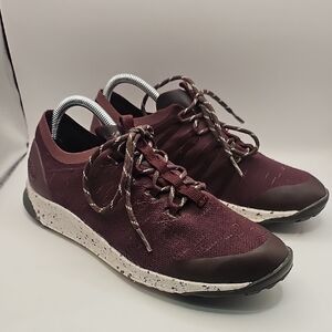 chaco Burgundy Athletic Sneakers womens size 9